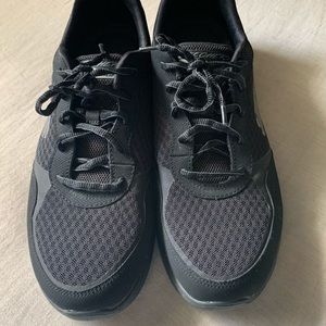 Black Air Cooled Mesh Skechers
